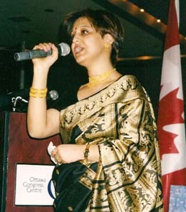 Archana Jalali performing